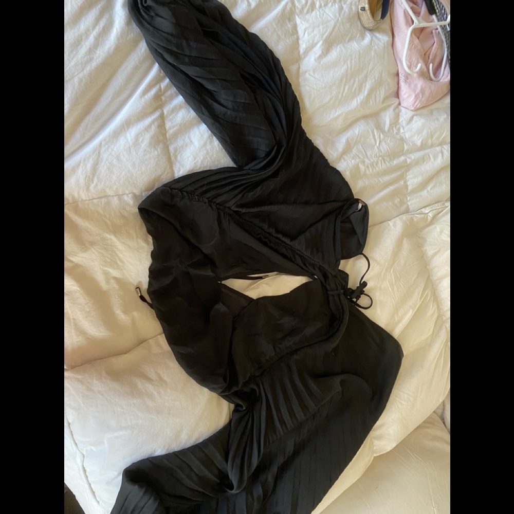 Free People Black Flowy top size Small